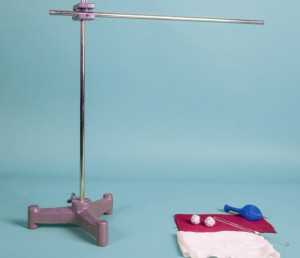 üç ayak ve etkinlik malzemeleri