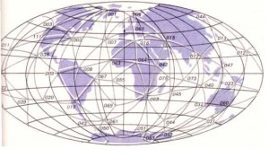 H. Schmidt'in I973'fe, yalnızca "Ballon" PAGEOS uydusunun (yaklaşık 3 000 km. yükseltide bulunuyordu) gözlemlerine dayanarak elde ettiği geodezi ağı.