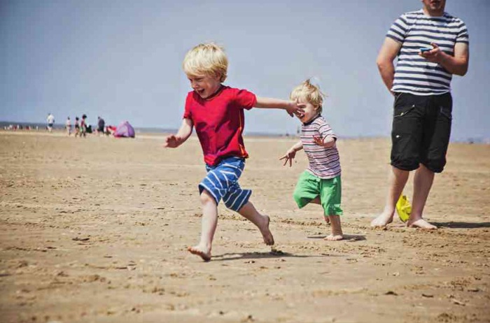 kumsalda kumların ayağımızı yakması ve ısı iletkenliği