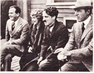 Soldan Sağa Douglas Fairbanks Mary Pickford Chaplin Griffith