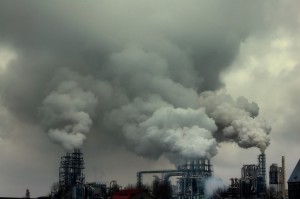 fabrika bacalarının havayı kirletmesi