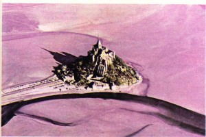 Fransa’da gelgit olayının sürekli olarak görüldüğü Mont-Saint-Michel adası.