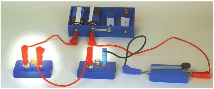 basit elektrik devresinde parlaklık